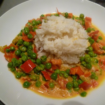 Hete veggie curry met erwtjes