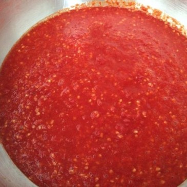 Sriracha Chilisaus zelf maken